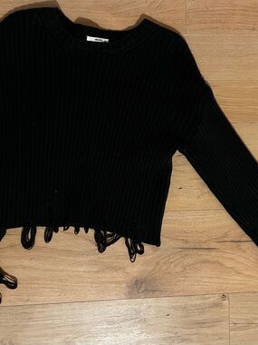 Ardene charcoal Distressed Ribbed Cropped Sweater